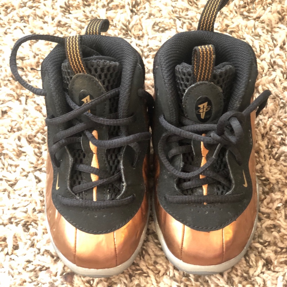 Posites gently worn